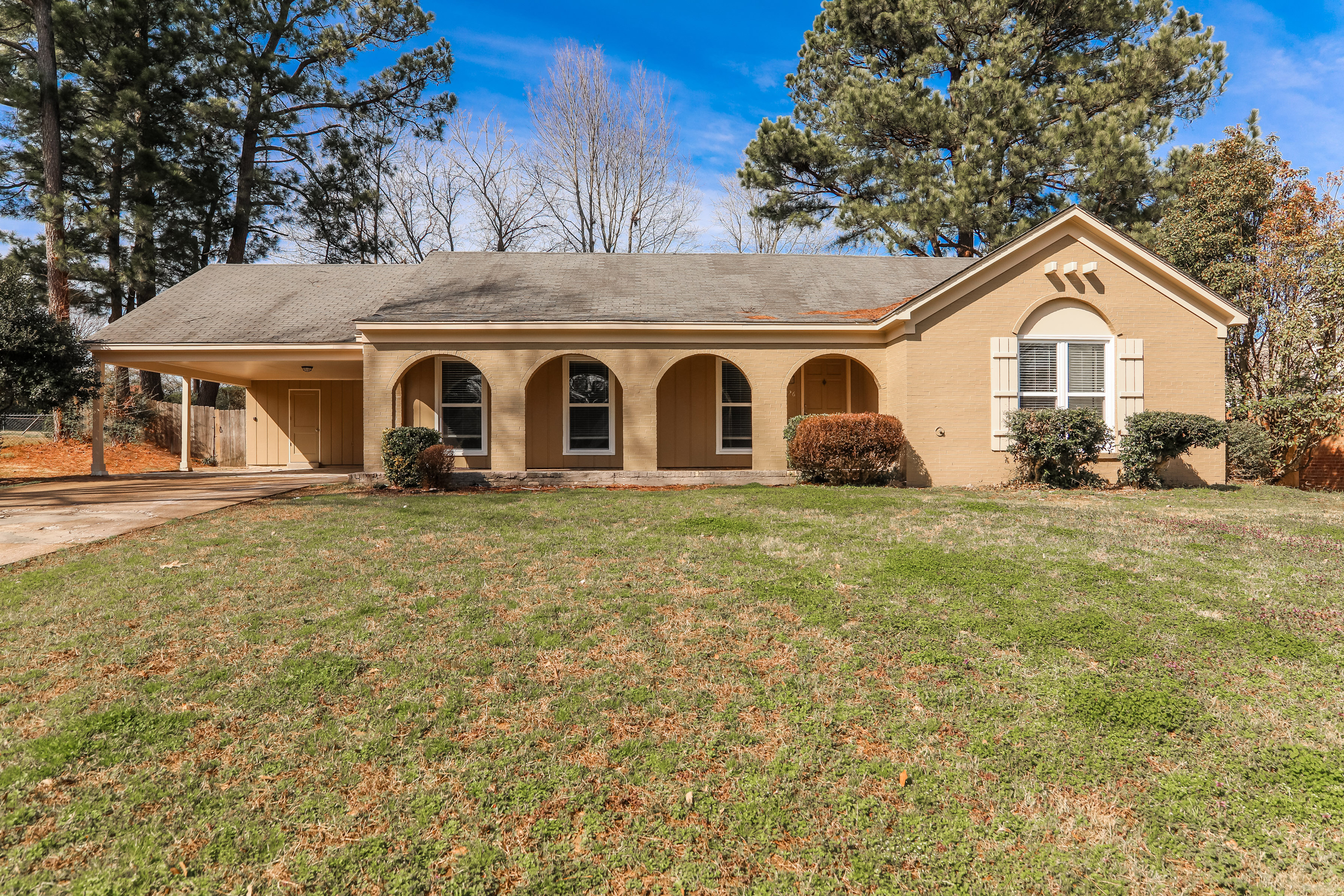 5826 Pebble Beach Ave Memphis, TN 38115